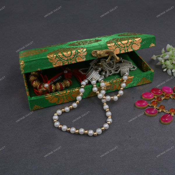 Fabric and Wooden Cash/Shagun Box for Wedding - Green Paan