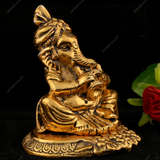 WHITE METAL GOLDEN GANESHA WITH PIPADI