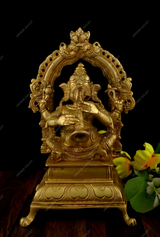 Brass Music Ganesha Idol - Shehnai
