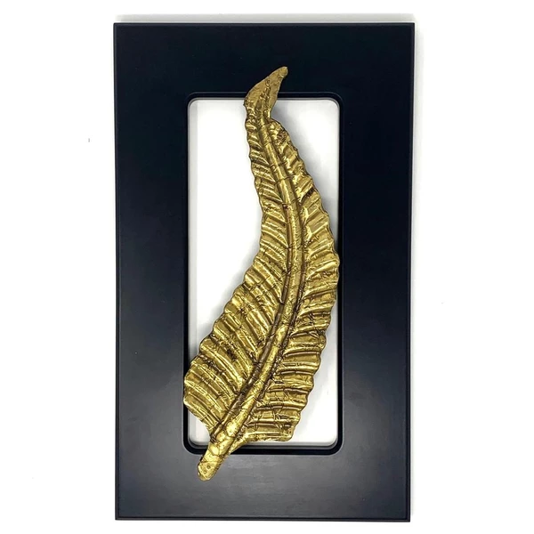 Brass Plated Wall Hanging Leaf Frame - Vintage Gulley