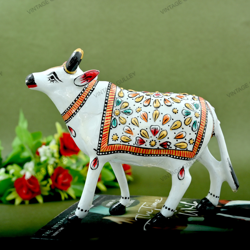 Meenakari Cow Royal White - 5 Inches
