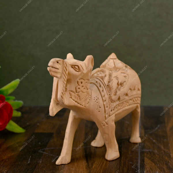 Wooden Carved Camel for Home Decor - 3 Inch