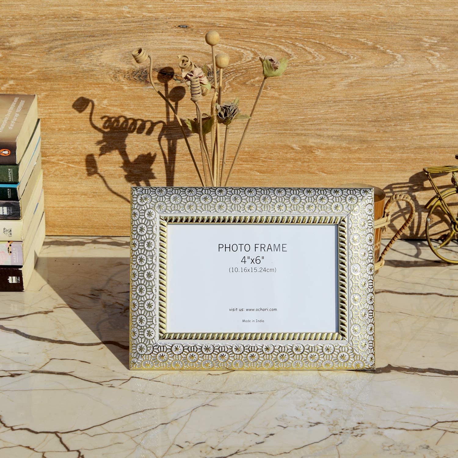 White Minimalist 4x6 Photo Frame with Stand - Landscape Picture Frame for Tabletop & Home Decor