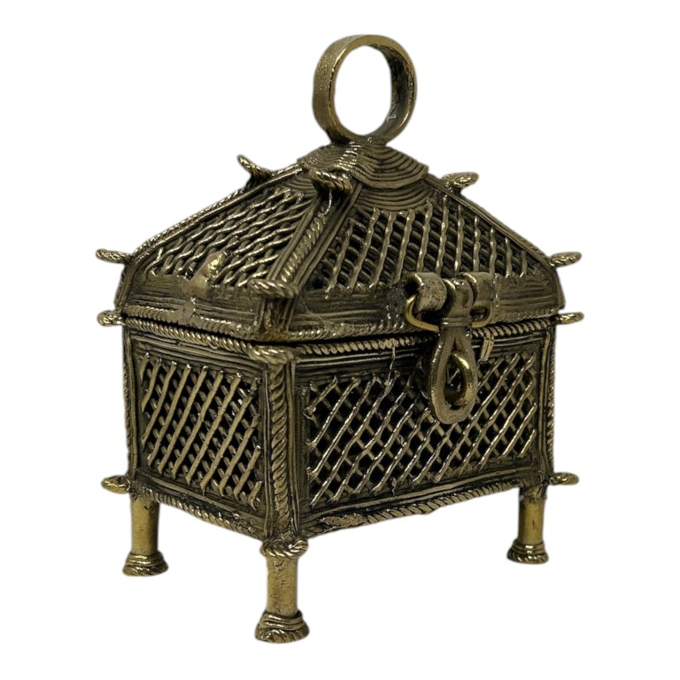 AROOTI Handcrafted Dokra Brass Trinket Box | Antique Lost-Wax Cast Metal Mesh Jewelry Organizer | Traditional Tribal Storage Chest Figurine for Dressing Table, Ethnic Indian Home Decor Festival Gift - Image 4
