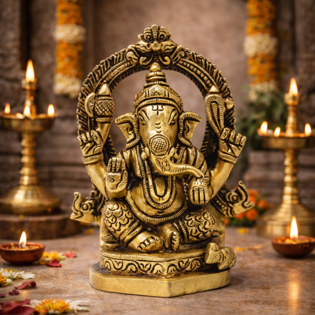 Ganpati Idol with decorative arch